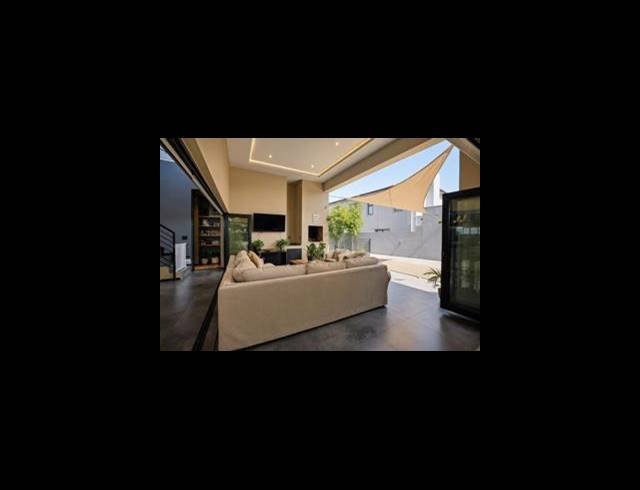 4 BEDROOM FREEHOLD FOR SALE IN SAGEWOOD